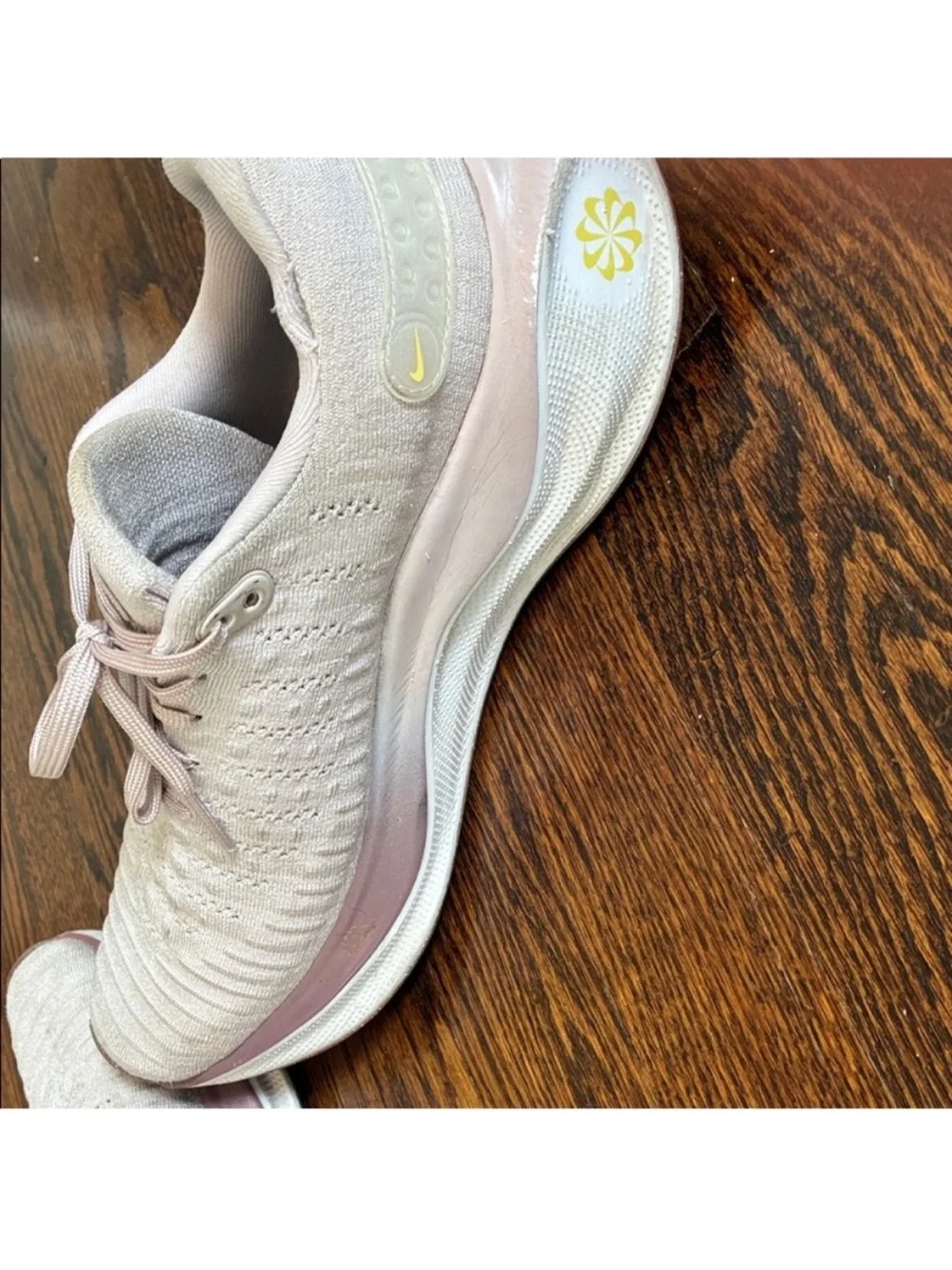 Nike flyknit cushioning overall
